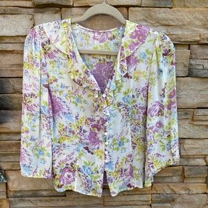 Sweet floral blouse